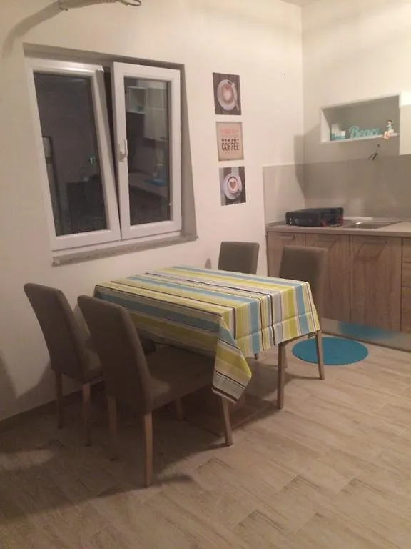 Apartments Sofija Vrsi