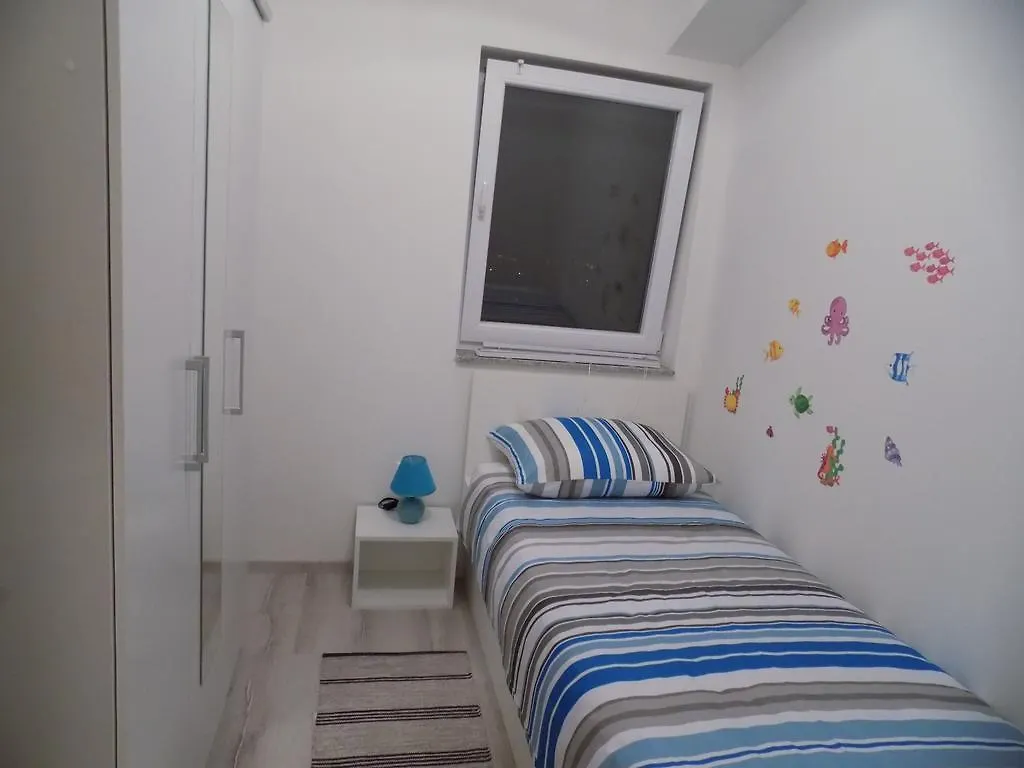 Apartments Sofija Vrsi