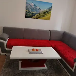 cosy-apartment-road-a6.primorje-gorskikotar.com/